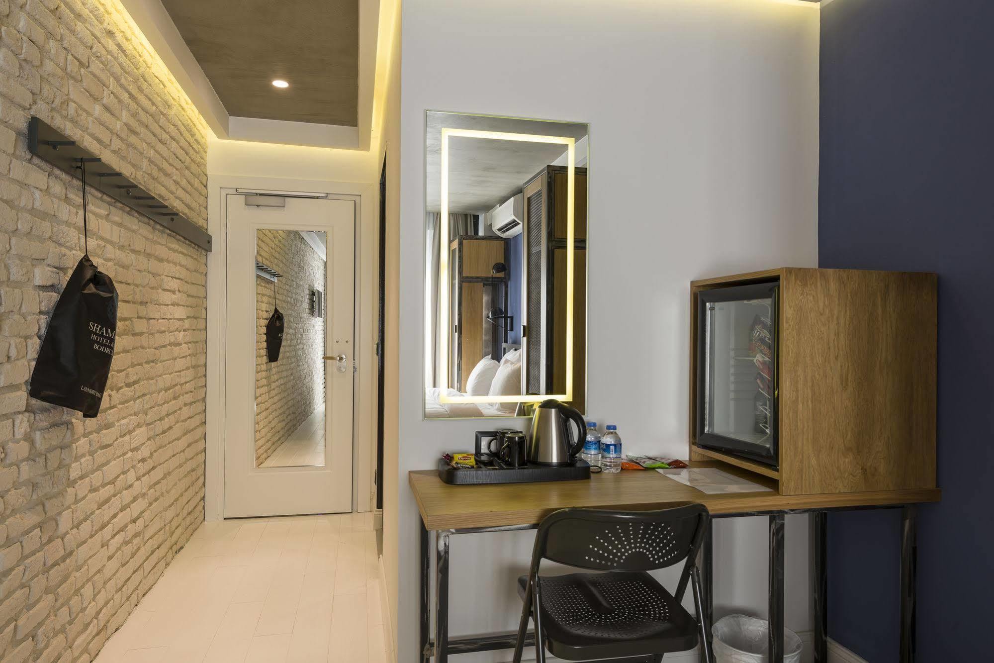 Fitas Oda Beyoglu Istanboel Buitenkant foto